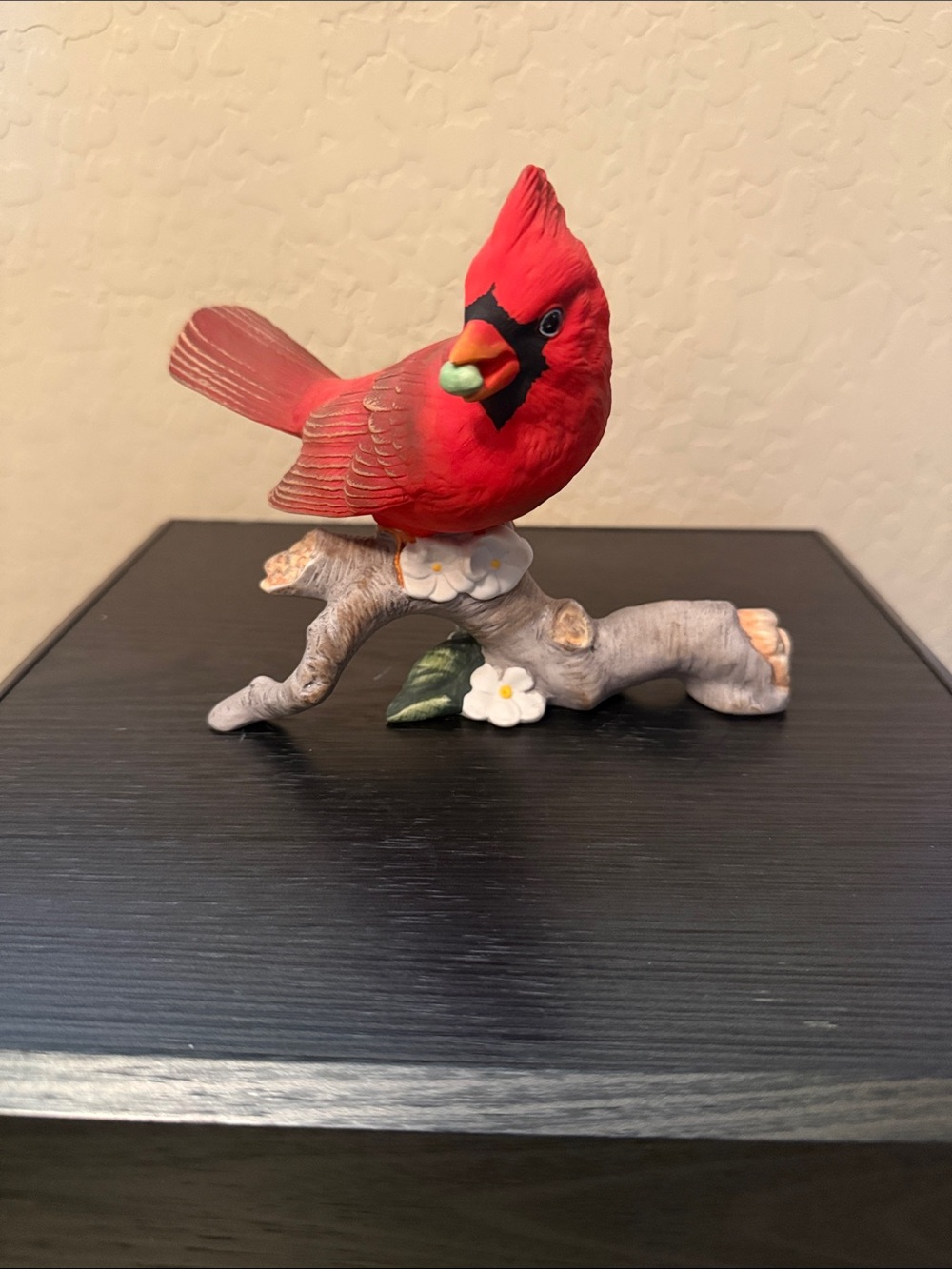 Avon Vintage Red Cardinal Figurine - Picture 2 of 12